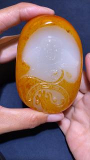 和田玉籽料 弥勒佛